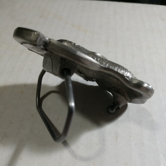 VINTAGE but NEW with TAG BASS Large Mouth Jumping Belt Buckle Solid Pewter 1981 - Picture 9 of 12